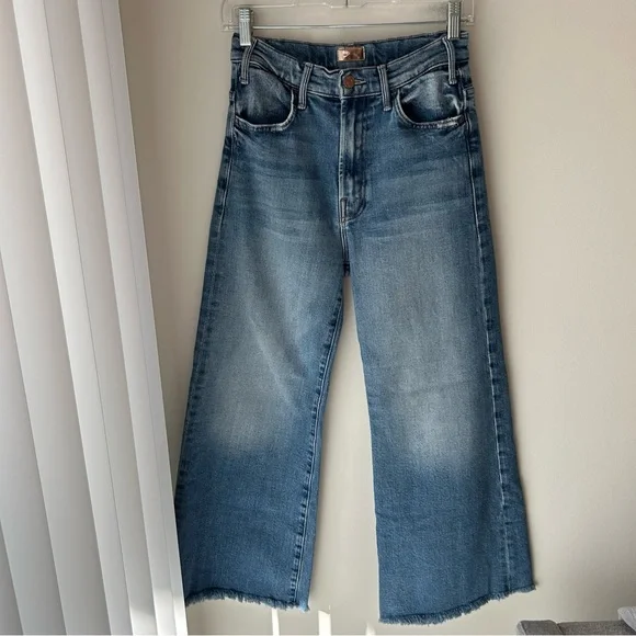 MOTHER The Hustler Roller Ankle Jeans in High On The Hog Size 26